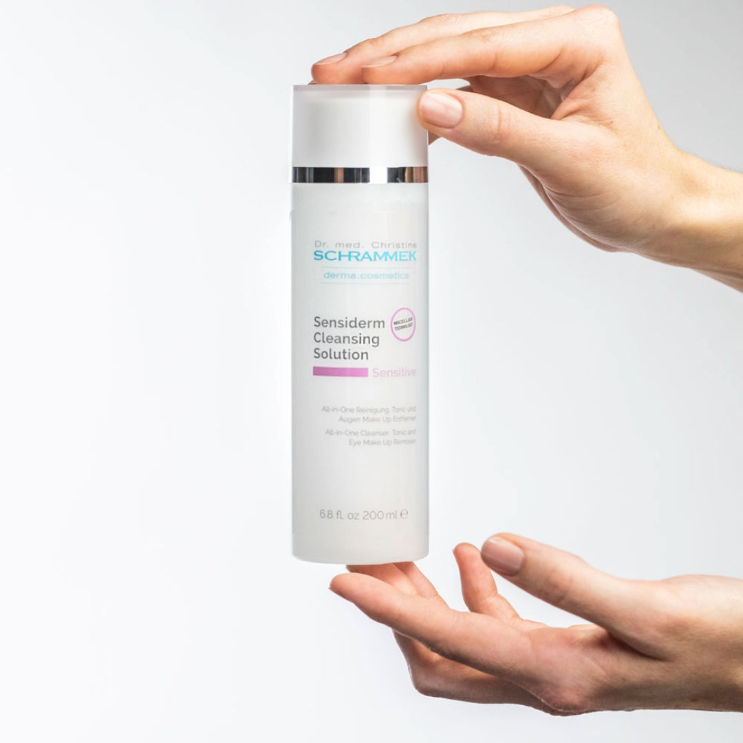 Gentle 3-in-1 micellar formula with Allantoin, delivering clean, toned, and refreshed skin in one step.