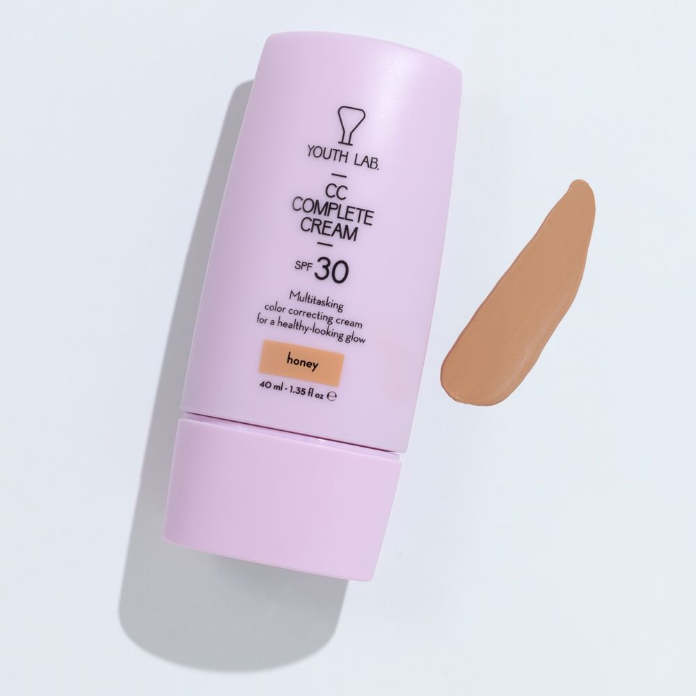 Tinted moisturizer with SPF 30 that evens skin tone, improves elasticity, reduces pigmentation, and shields against sun damage