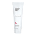 Hydrating body cream with Centella Asiatica and Shea Butter.