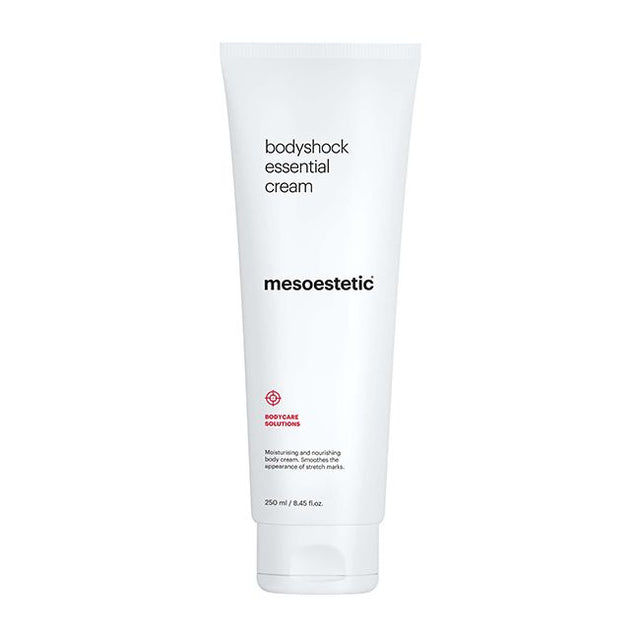 Hydrating body cream with Centella Asiatica and Shea Butter.